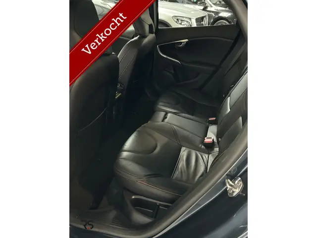 Volvo V40 Cross Country 1.5 T3 Polar+ Luxury 2019 Benzine 51