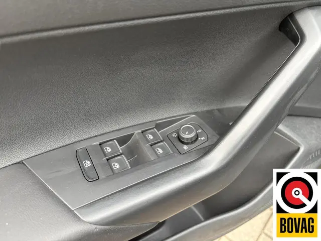 Volkswagen Taigo 1.0 TSI Life Edition 2025 Benzine 13