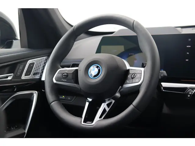 BMW X1 xDrive25e 2025 Hybride Benzine 18