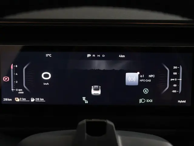 Lynk & Co 08 1.5 More 2025 Hybride Benzine 4