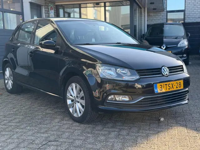 Volkswagen Polo 1.2 TSI Comfortline 2014 Benzine 3