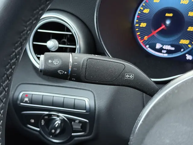 Mercedes-Benz C-Klasse 200 Avantgarde 2019 Benzine 23