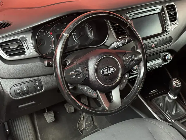 Kia Carens 2.0 GDi First Edition 2013 Benzine 3