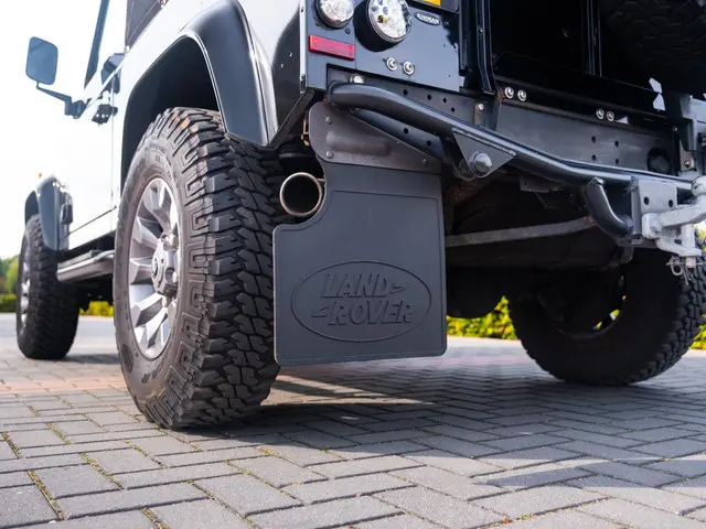 Land Rover Defender 2.2 D Soft Top 90" E 2014 Diesel 34