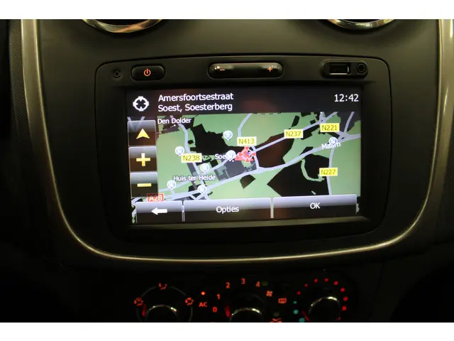 Dacia Logan MCV 0.9 TCe Prestige 2015 Benzine 14
