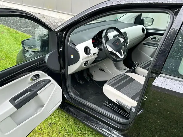 SEAT Mii 1.0 Reference 2012 Benzine 7