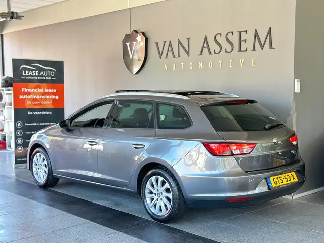SEAT Leon ST 1.2 TSI Style Business|PANORAMA 2016 Benzine 2