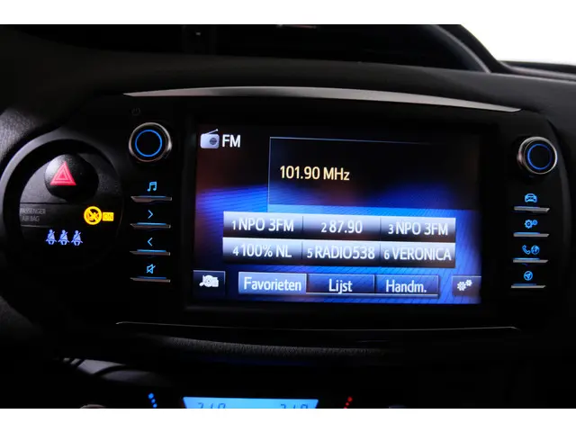 Toyota Yaris 1.5 Hybrid Active 2019 Hybride Benzine 11