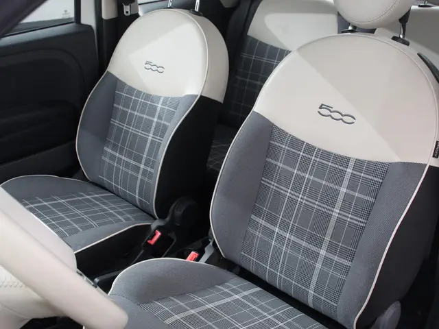 Fiat 500 0.9 TwinAir Lounge 2016 Benzine 11