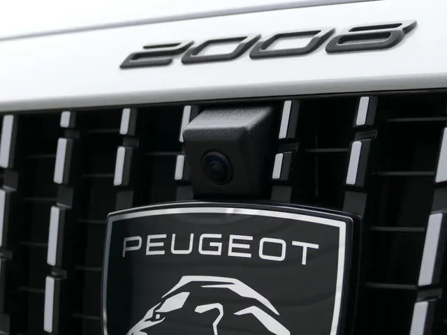 Peugeot 2008 1.2 Hybrid 145 Allure 2025 Hybride Benzine 34