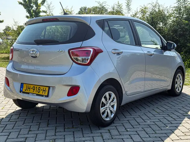 Hyundai i10 1.0i i-Motion Comfort 2016 Benzine 6