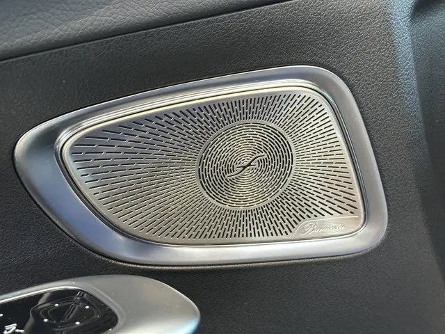 Mercedes-Benz C-Klasse 180 AMG Line 2022 Benzine 15