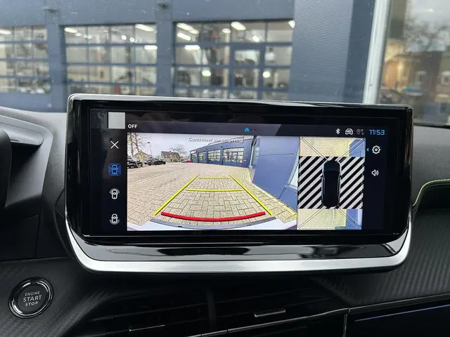 Peugeot 2008 1.2 Hybrid 145 PK GT 2025 Hybride Benzine 26