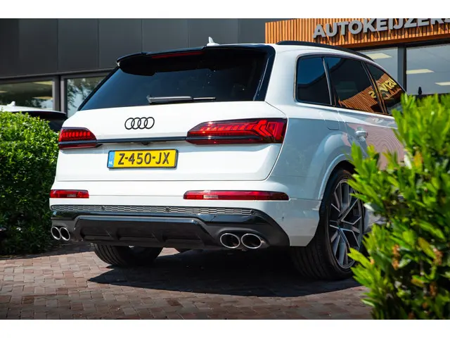 Audi Q7 4.0 TFSI SQ7 quattro 2022 Benzine 7