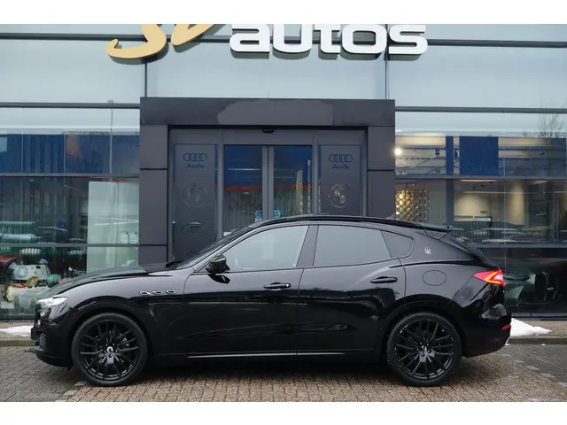 Maserati Levante Gransport 3.0 V6 D 275pk 2019 Diesel 5