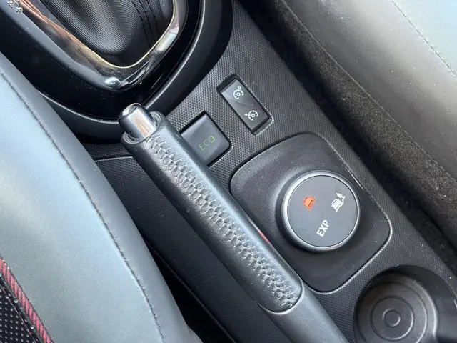 Renault Captur 1.2 TCe Xmod 2015 Benzine 28