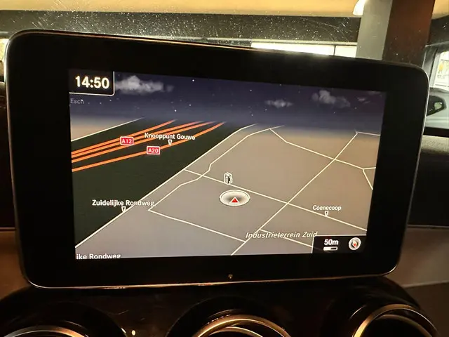 Mercedes-Benz C-Klasse AMG 63 S 2016 Benzine 21