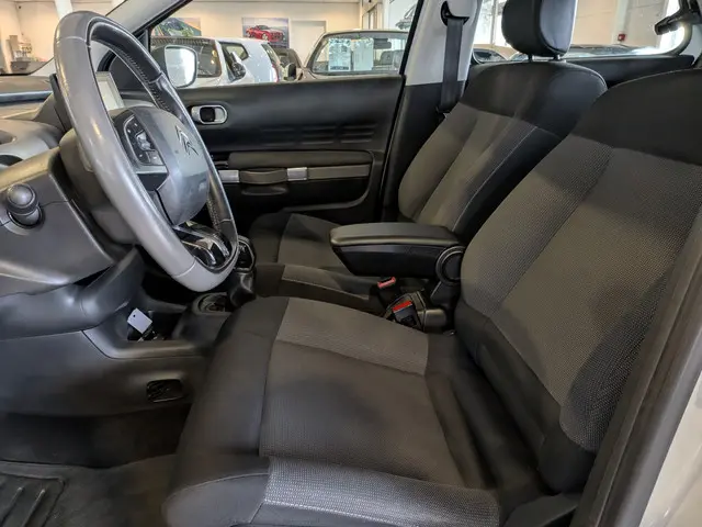 Citroën C4 Cactus 1.2 PureTech Business 2015 Benzine 6