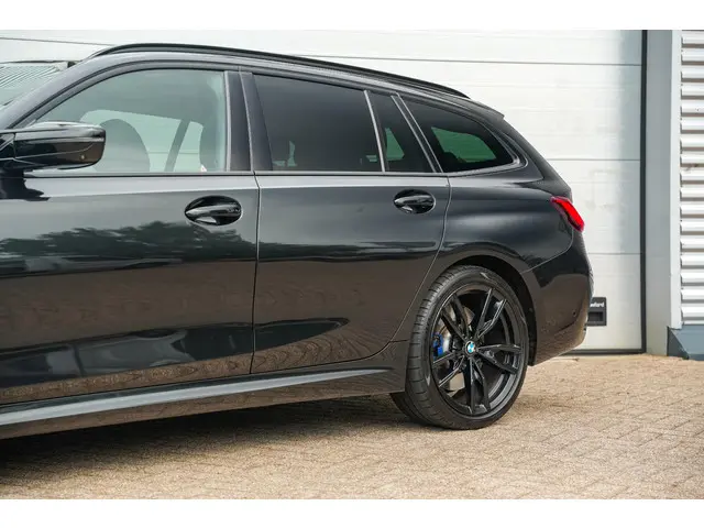 BMW 3 Serie Touring M340i xDrive 2020 Benzine 35
