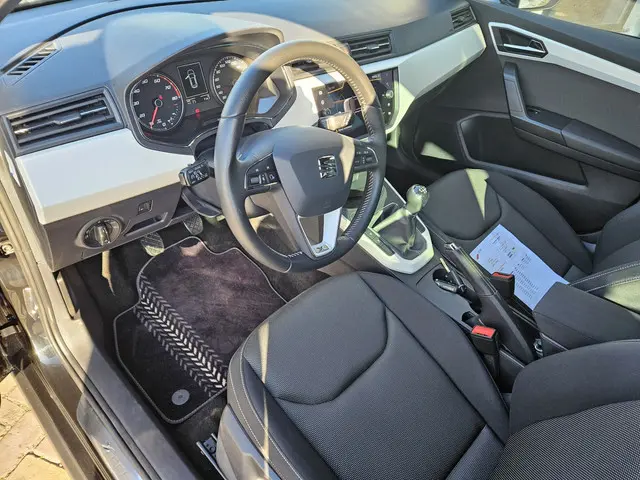 SEAT Arona 1.0 TSI Xcellence,camera,carplay 2018 Benzine 18