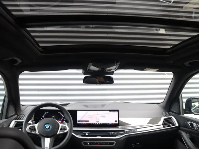 BMW X5 xDrive50e 2025 Hybride Benzine 18