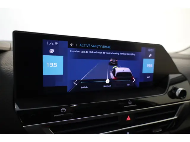 Citroën ë-C4 Shine 50 kWh 2022 Elektrisch 47