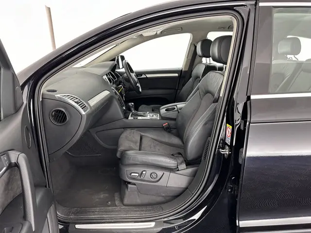 Audi Q7 3.0 TDI quattro 5+2 2012 Diesel 12