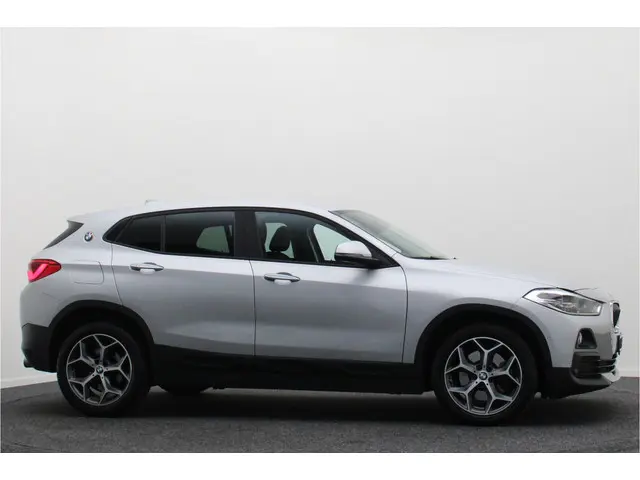 BMW X2 sDrive20i High Executive Automaat 2019 Benzine 21