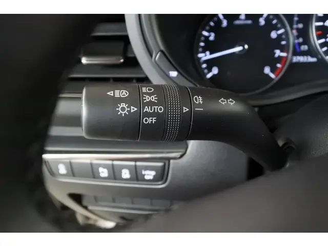 Mazda 3 2.0 e-SAG Homura Aero-pack 2023 Benzine 17