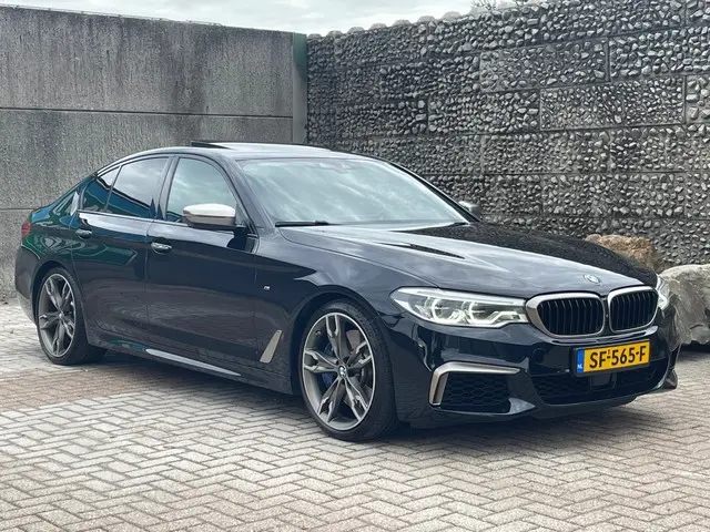 BMW 5 Serie M550d xDrive High Executive 2018 Diesel 6
