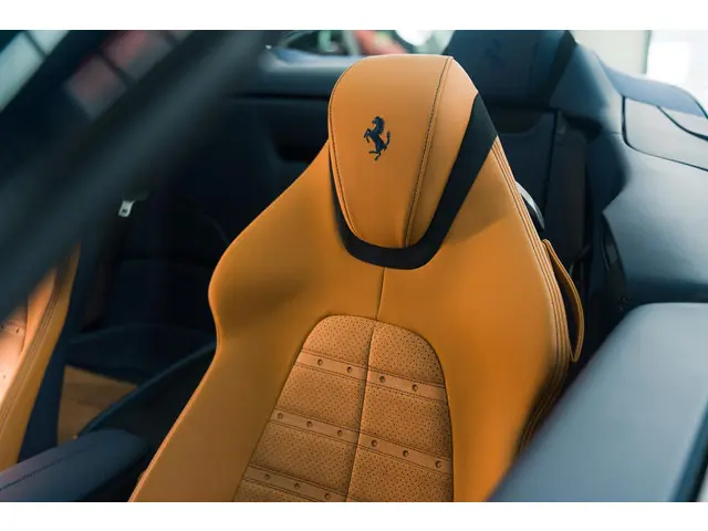 Ferrari Roma Spider 3.9 V8 2026 Benzine 30