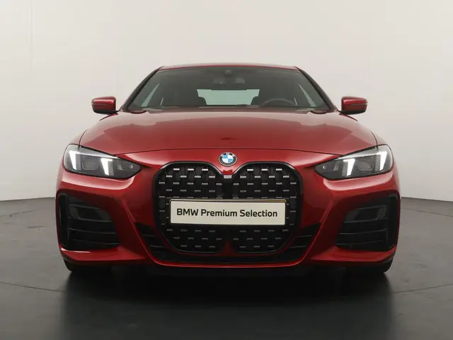 BMW 4 Serie Coupé 430i xDrive 2025 Benzine 6