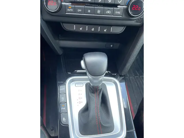 Kia ProCeed 1.6 T-GDi 204pk Automaat GT 2021 Benzine 24