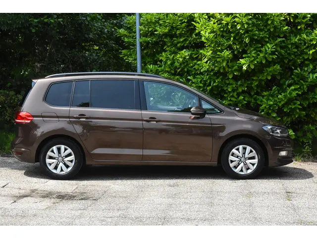 Volkswagen Touran 1.4 TSI Comfortline 2016 Benzine 30