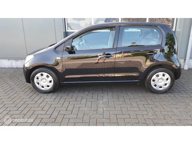 SEAT Mii 1.0 Style Sport 2015 Benzine 10