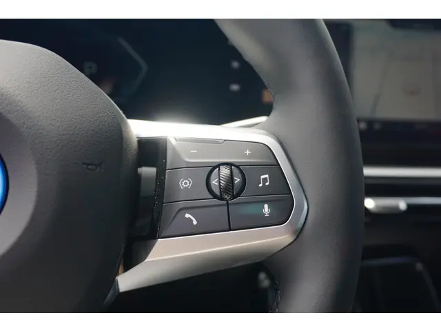 BMW iX2 eDrive20 2025 Elektrisch 14
