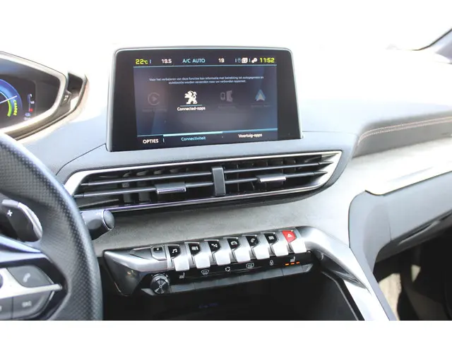 Peugeot 3008 1.6 HYbrid4 300 GT 2020 Hybride Benzine 27