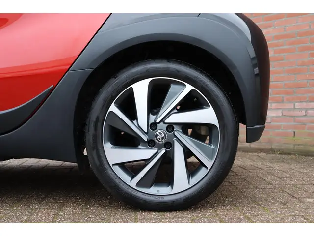 Toyota Aygo X 1.0 VVT-i MT Envy Cabrio 2022 Benzine 14