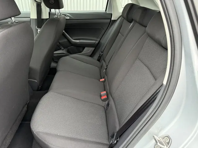 Volkswagen Polo 1.0 Comfortline 2017 Benzine 6