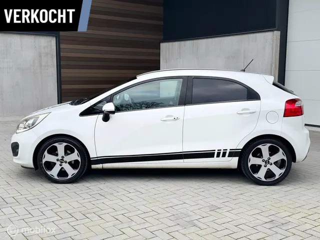 Kia Rio 1.2 CVVT Design Edition 2013 Benzine 9