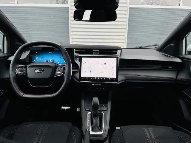 Ford Puma 1.0 EcoBoost Hybrid ST-Line 2024 Benzine 29