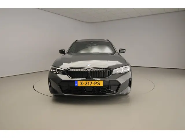 BMW 3 Serie Touring 320i 2024 Benzine 5