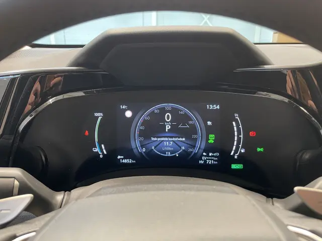 Lexus NX 450h+ AWD Executive Line 2025 Hybride Benzine 10