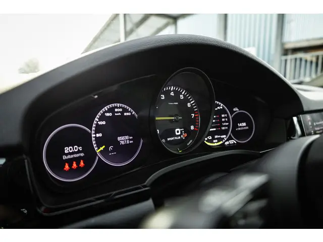 Porsche Cayenne Coupé 3.0 E-Hybrid 2020 Hybride Benzine 14