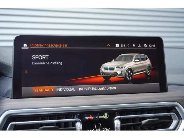 BMW iX3 High Executive 2023 Elektrisch 22
