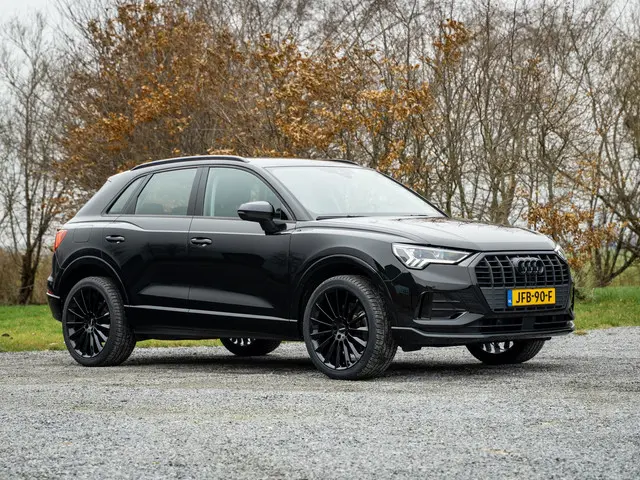 Audi Q3 45 TFSI e 2022 Hybride Benzine
