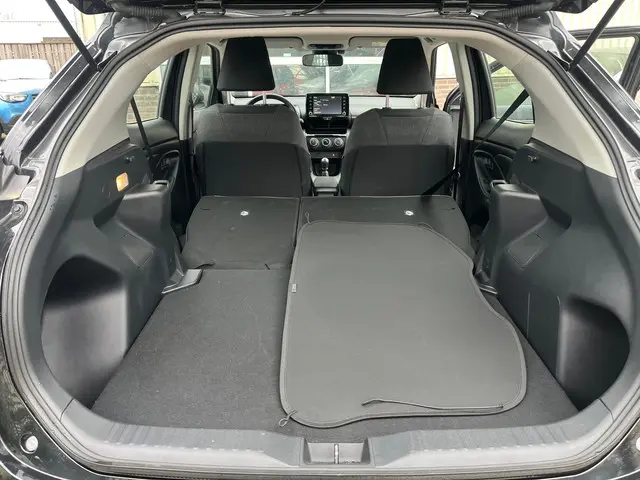 Toyota Yaris Cross 1.5 VVT-I Active 2024 Benzine 14