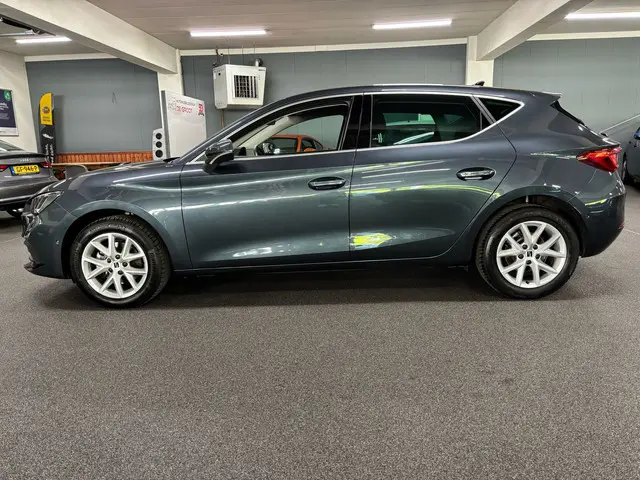 SEAT Leon 1.0 TSI Style Launch Edition 2020 Benzine 42