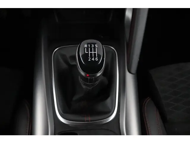 Renault Kadjar 1.3 TCe 160pk Black Edition 2020 Benzine 24