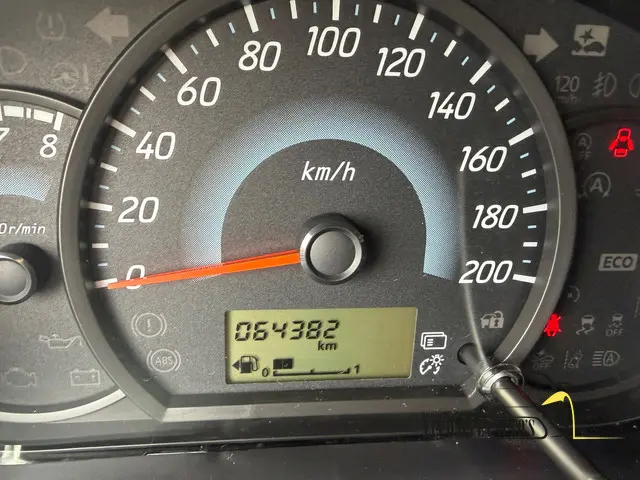 Mitsubishi Space Star 1.2 Entry / apk 4-2028 2022 Benzine 25